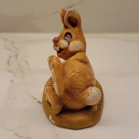 Vintage Moorcraft Striker Rabbit Figurine Hand Painted England - Picture 3 of 9